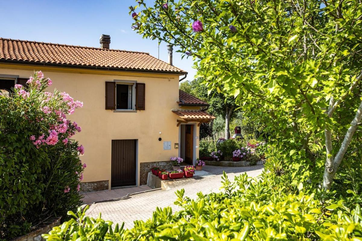 Villa Casa Damiano Chianni Exterior foto